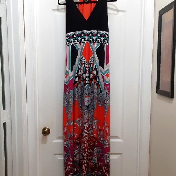 RONI NICOLE MULTI COLOR MAXI DRESS - Picture 3 of 8